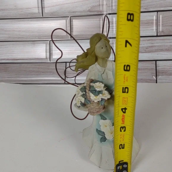 Ganz Resin Angel Figurine Spring Hat Wire Wings EUC - Picture 4 of 4